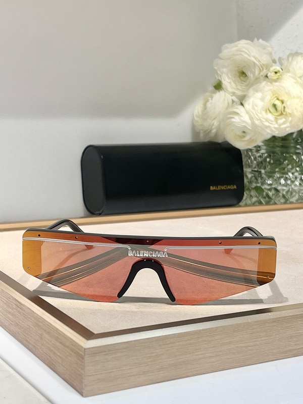 Balenciaga Sunglasses 125